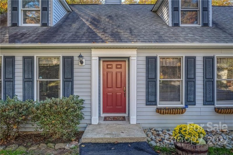 Property image 2 at 18 Tarragon Place, Flat Rock, NC 28731