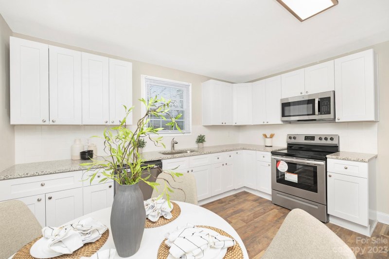 Property image 5 at 101 Lane Street, Mount Holly, NC 28120