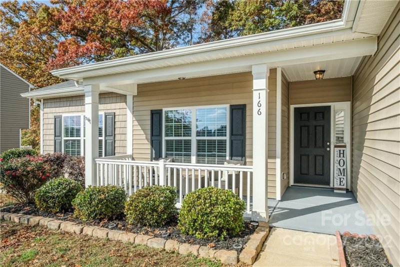 Property image 2 at 166 Valerie Drive, Lincolnton, NC 28092