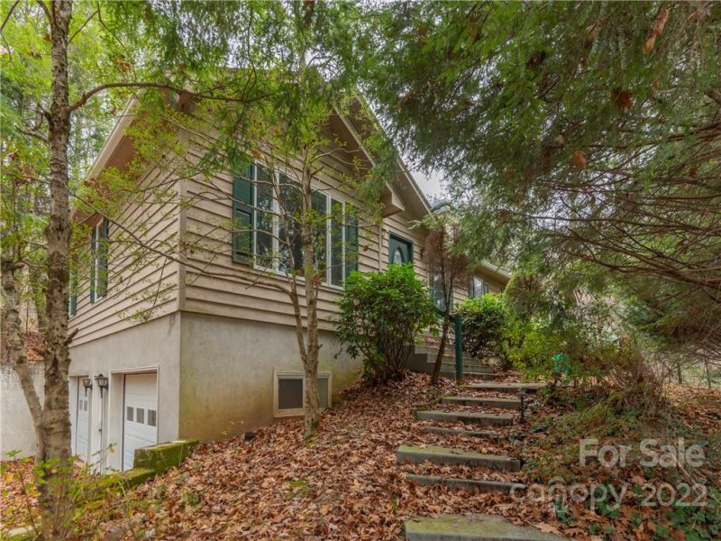 Property image 2 at 1673 Chestnut Flats Lane, Waynesville, NC 28786