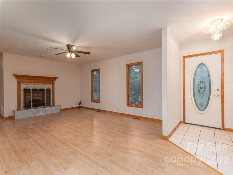 Property image 4 at 1673 Chestnut Flats Lane, Waynesville, NC 28786