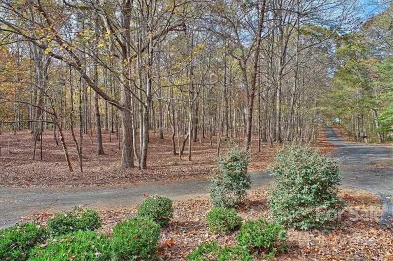 Property image 3 at 8522 Viking Drive, Waxhaw, NC 28173
