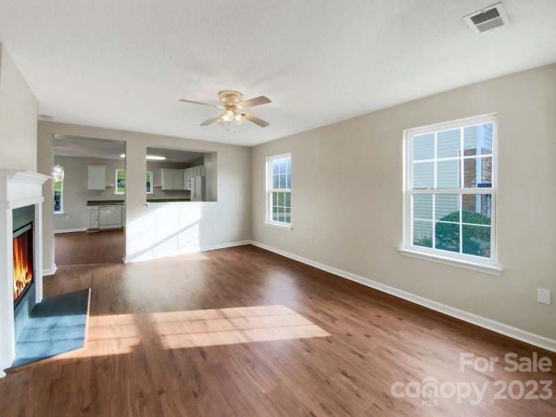 Property image 3 at 6212 Blue Ash Lane, Charlotte, NC 28215