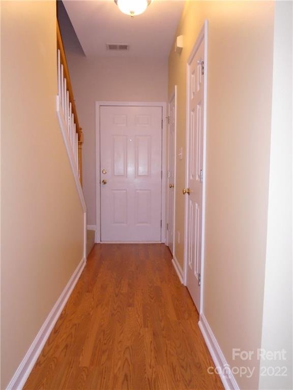 Property image 2 at 2061 Lennox Square Road, Charlotte, NC 28210