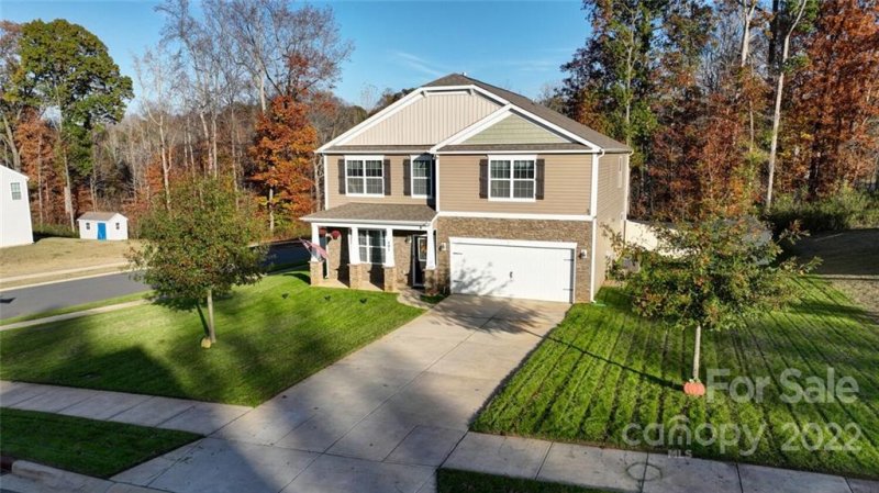 Property image 2 at 401 Wheat Field Drive, Mount Holly, NC 28120