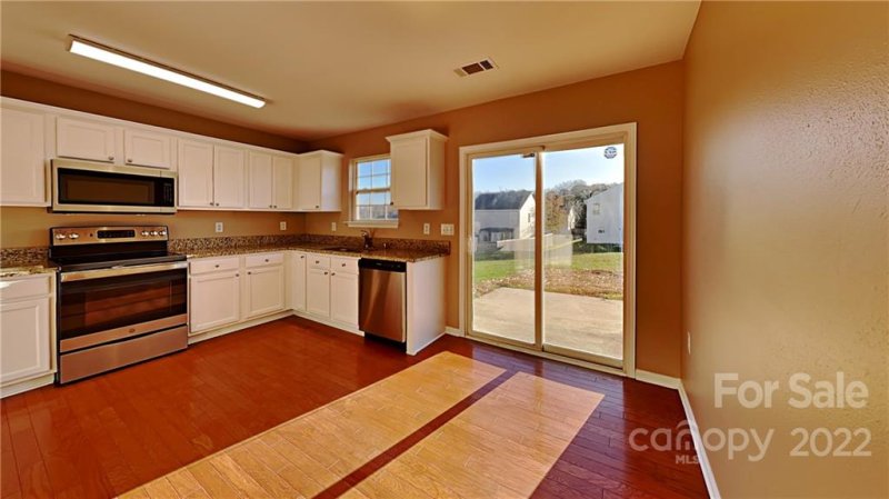 Property image 3 at 706 Overlook Road, Lowell, NC 28098