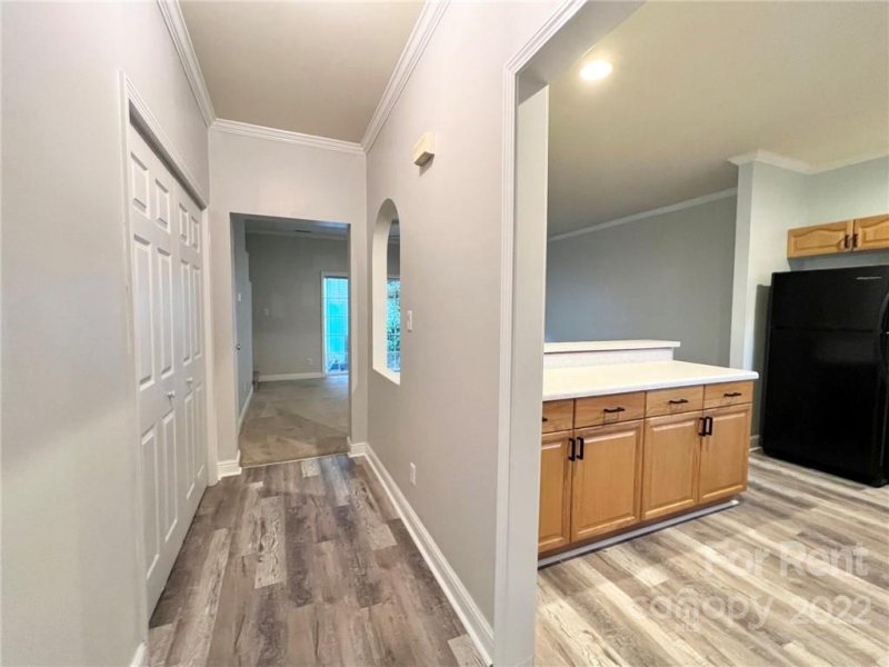 Property image 3 at 7014 Elm Hill Court, Charlotte, NC 28217