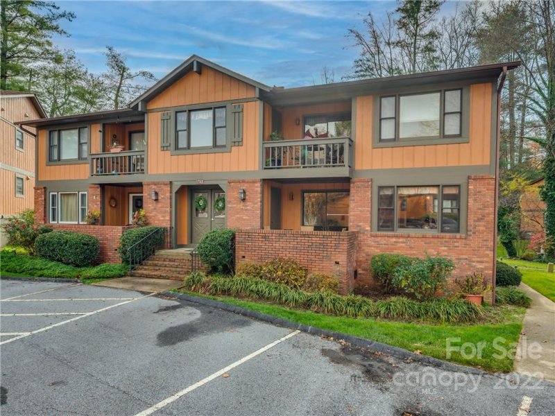 Property image 3 at 1743 Haywood Manor Road, Hendersonville, NC 28791