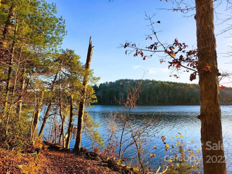 Property image 3 at 1518 Reflections Edge Drive, Granite Falls, NC 28630