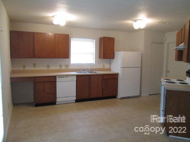 Property image 2 at 12333 Stowe Acres Drive, Charlotte, NC 28262