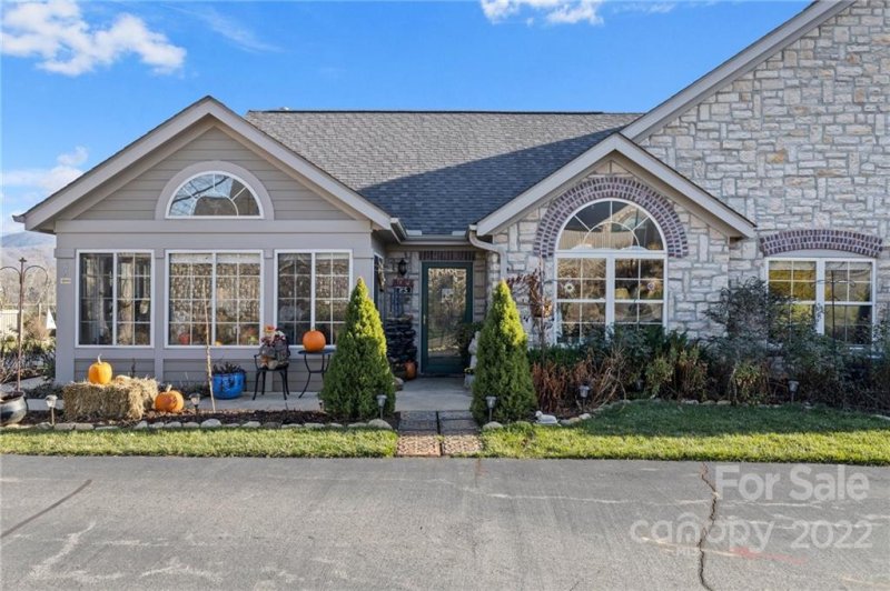 Property image 4 at 85 Outlook Circle, Swannanoa, NC 28778