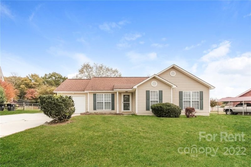 Property image 2 at 4591 Lands End Court, Concord, NC 28027