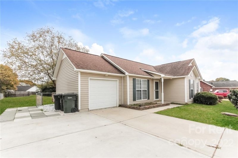 Property image 3 at 4591 Lands End Court, Concord, NC 28027