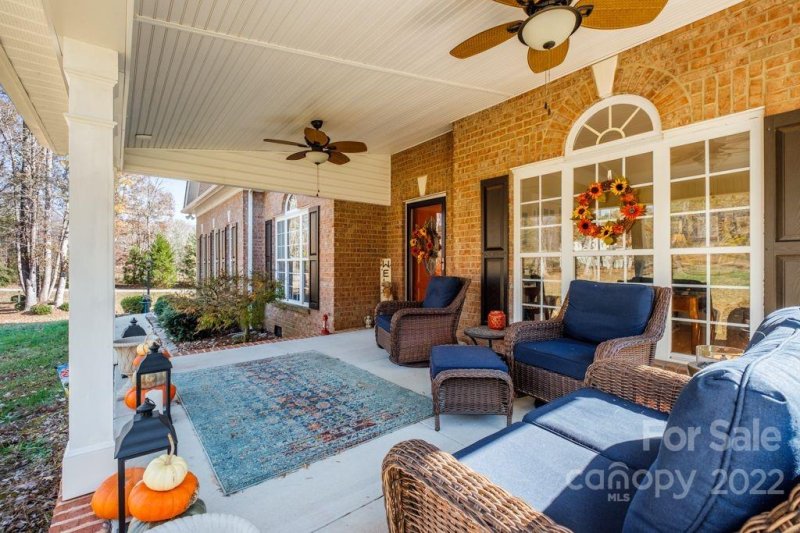 Property image 2 at 7107 Nesbit Road, Waxhaw, NC 28173