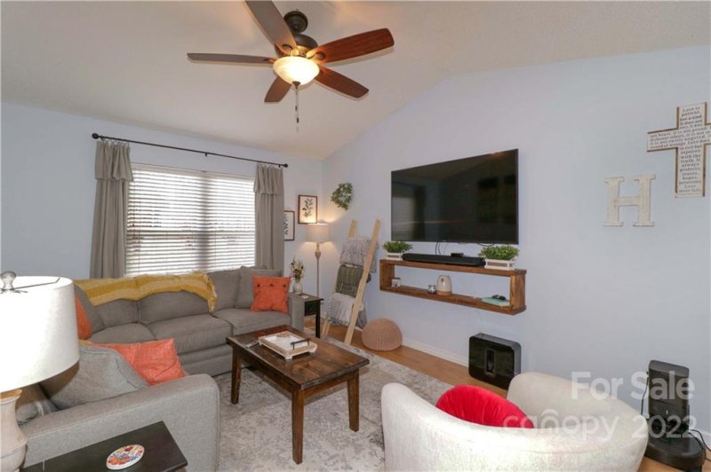 Property image 5 at 125 Shenandoah Loop, Troutman, NC 28166