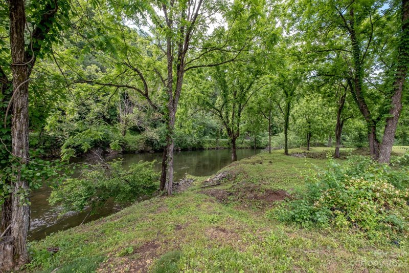 Property image 5 at 156 Grayling Drive, Cullowhee, NC 28723