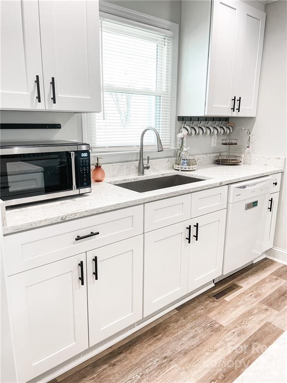 Property image 3 at 2217 Bow Wood Trail, Matthews, NC 28104