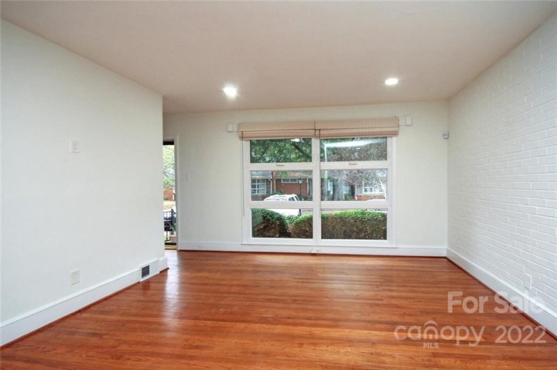 Property image 3 at 4224 Randolph Road, Charlotte, NC 28211