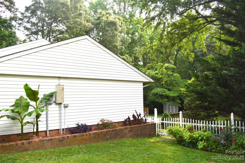 Property image 5 at 1534 Timberlane Street, Gastonia, NC 28054