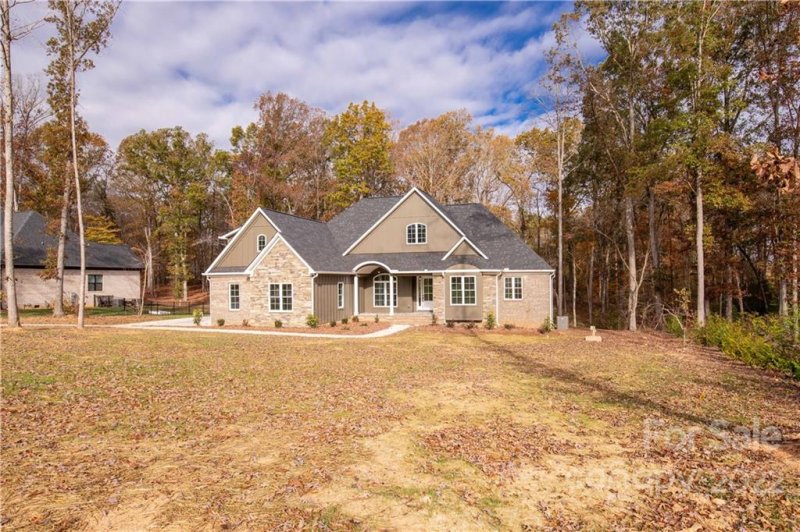 3011 Mccollum Oaks Lane