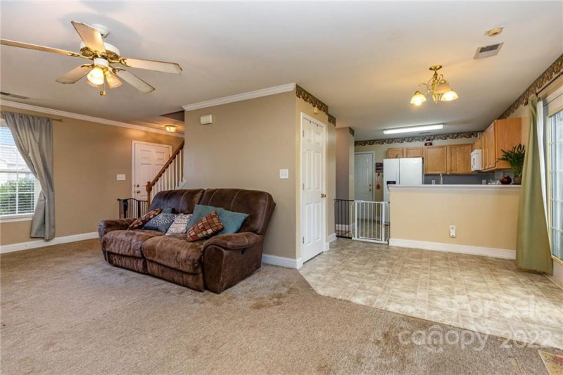 Property image 4 at 400 Mooseberry Lane, Gastonia, NC 28052