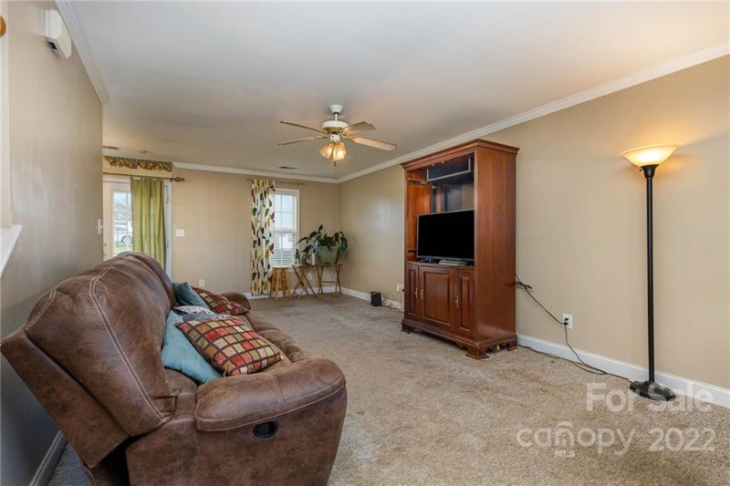 Property image 5 at 400 Mooseberry Lane, Gastonia, NC 28052