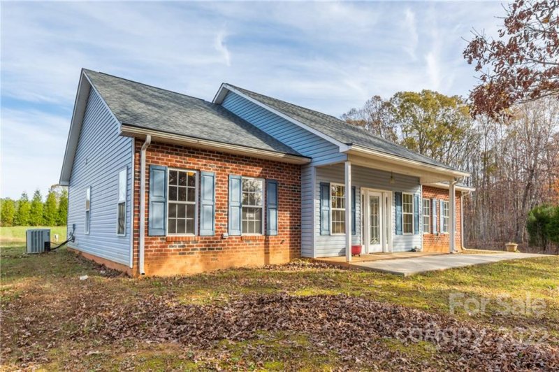 Property image 3 at 1015 Secretariat Lane, Salisbury, NC 28144