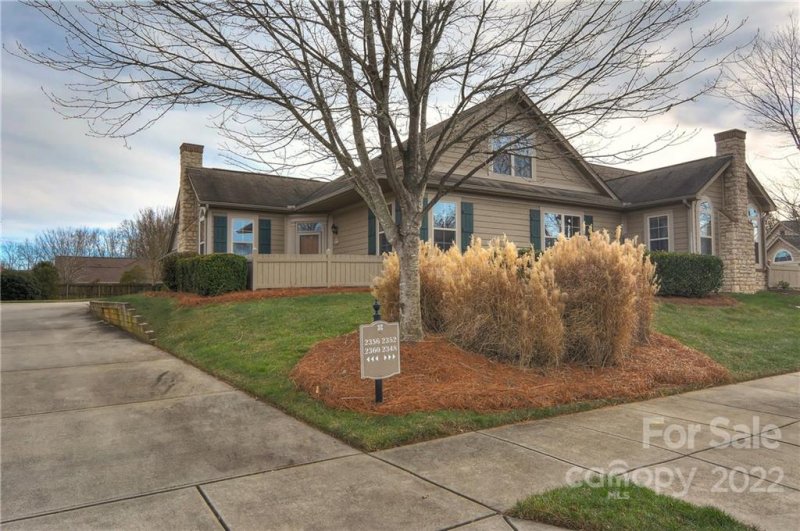 Property image 5 at 2348 Coltsview Lane, Matthews, NC 28105