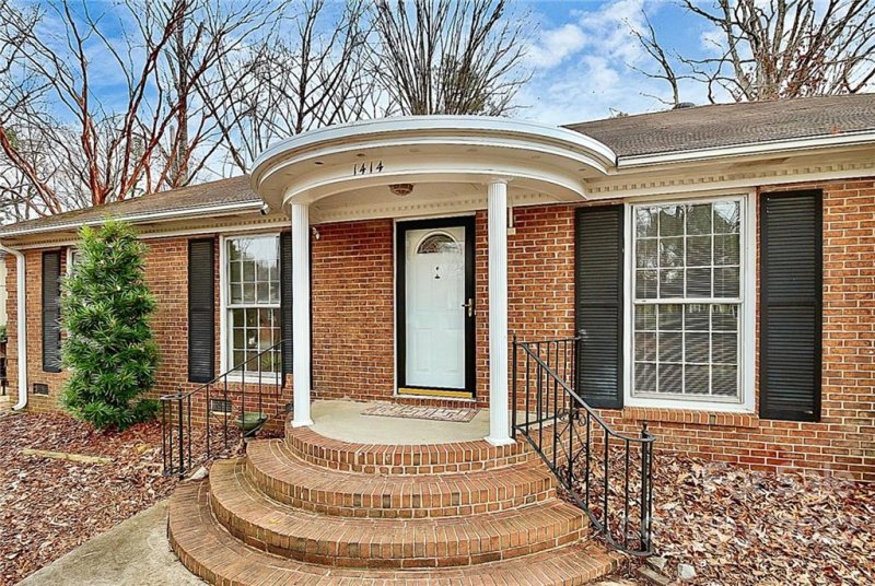 Property image 2 at 1414 Jodhpur Court, Charlotte, NC 28212