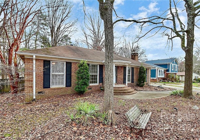 Property image 4 at 1414 Jodhpur Court, Charlotte, NC 28212