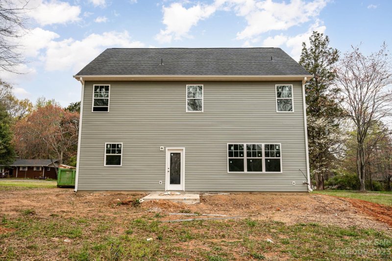 Property image 2 at 316 Owen Boulevard, Charlotte, NC 28213