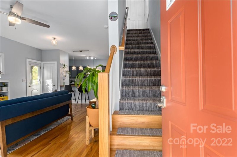 Property image 5 at 20 Lamar Avenue, Asheville, NC 28803