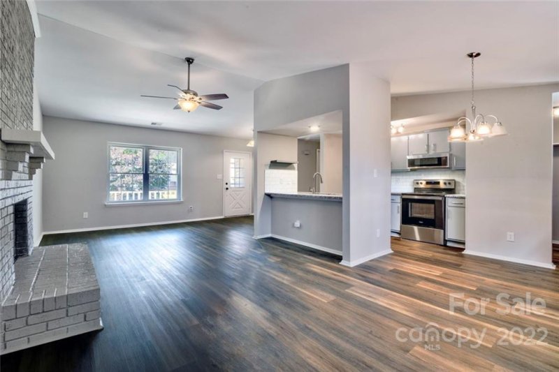 Property image 4 at 8111 Stem Court, Charlotte, NC 28227