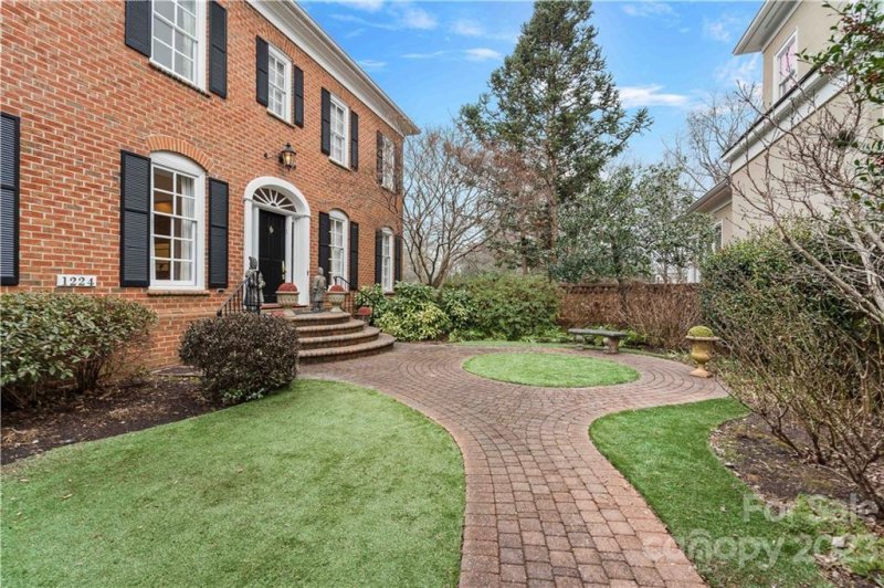 Property image 2 at 1224 Wareham Court, Charlotte, NC 28207