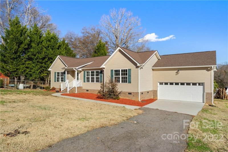 Property image 2 at 123 Fox Run Drive, Fort Mill, SC 29715