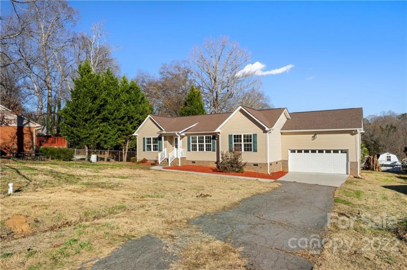 Property image 4 at 123 Fox Run Drive, Fort Mill, SC 29715