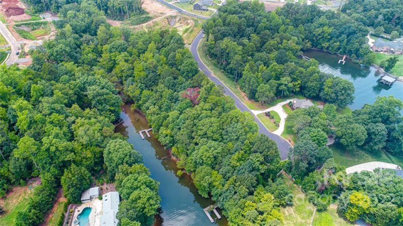 5147 Watersail Way