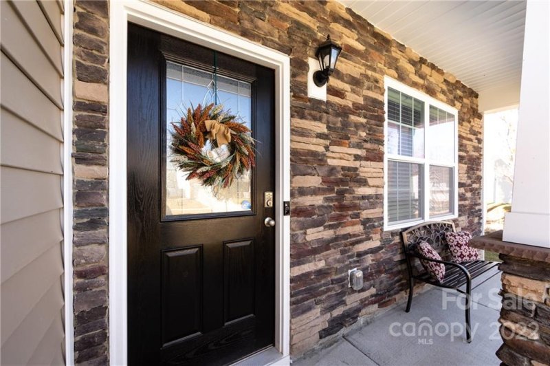 Property image 4 at 6113 Ellimar Field Lane, Charlotte, NC 28215