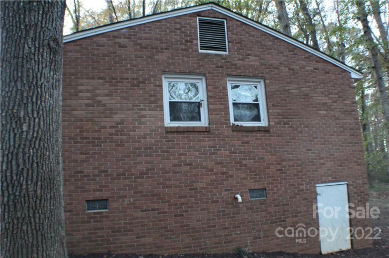 Property image 5 at 214 Eric Court, Gastonia, NC 28052