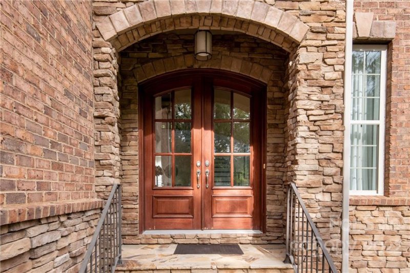 Property image 2 at 5711 Copperleaf Commons Court, Charlotte, NC 28277