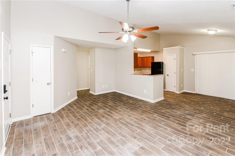 Property image 5 at 5320 Wisbech Court, Charlotte, NC 28215