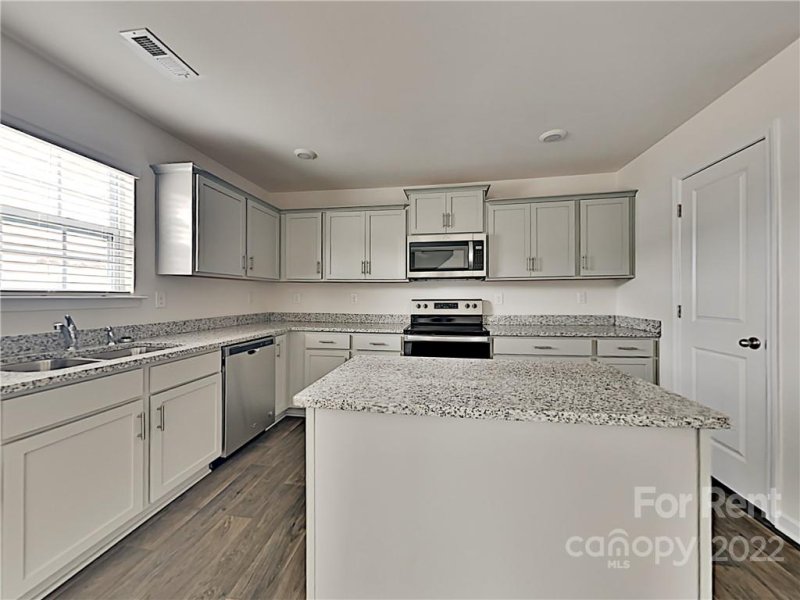 Property image 5 at 3105 Green Apple Drive, Dallas, NC 28034