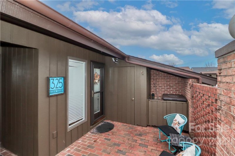 Property image 4 at 1325 Radio Road, Statesville, NC 28625