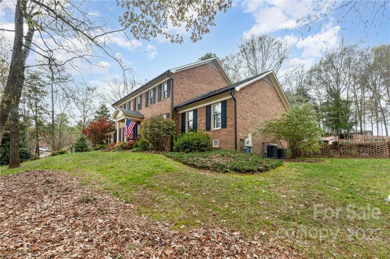 Property image 2 at 281 Ikerd Drive, Concord, NC 28025