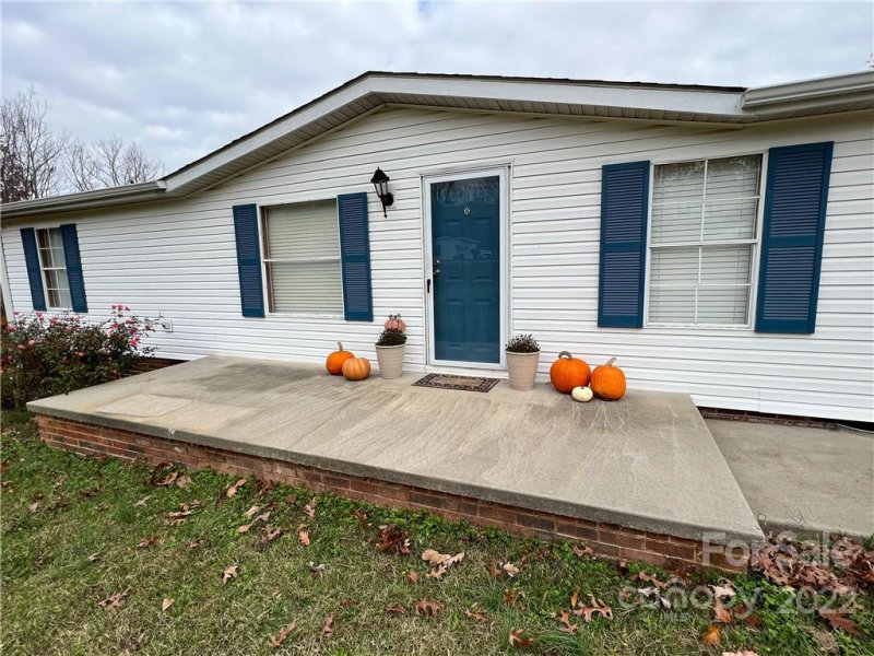 Property image 5 at 134 Cripple Creek Lane, Statesville, NC 28677