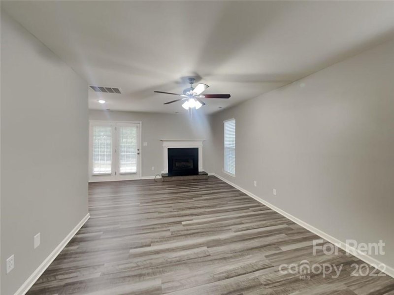 Property image 2 at 109 Sweetbriar Court, Mount Holly, NC 28120