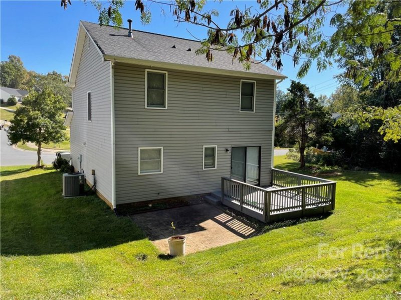 Property image 3 at 8003 Cadmium Court, Charlotte, NC 28215