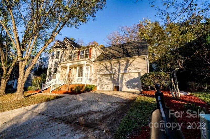 Property image 2 at 13907 Kings Carriage Lane, Charlotte, NC 28278