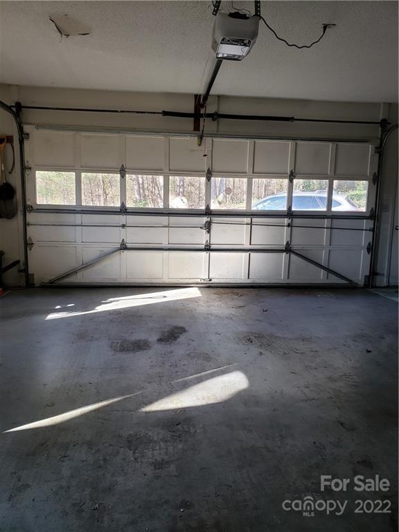 Property image 3 at 400 Rockmoor Way, Hendersonville, NC 28791