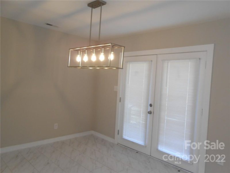 Property image 3 at 1409 Pondella Drive, Charlotte, NC 28213